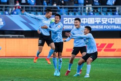 张稀哲逆境发声：球迷声浪助力足球赛全面调整心态